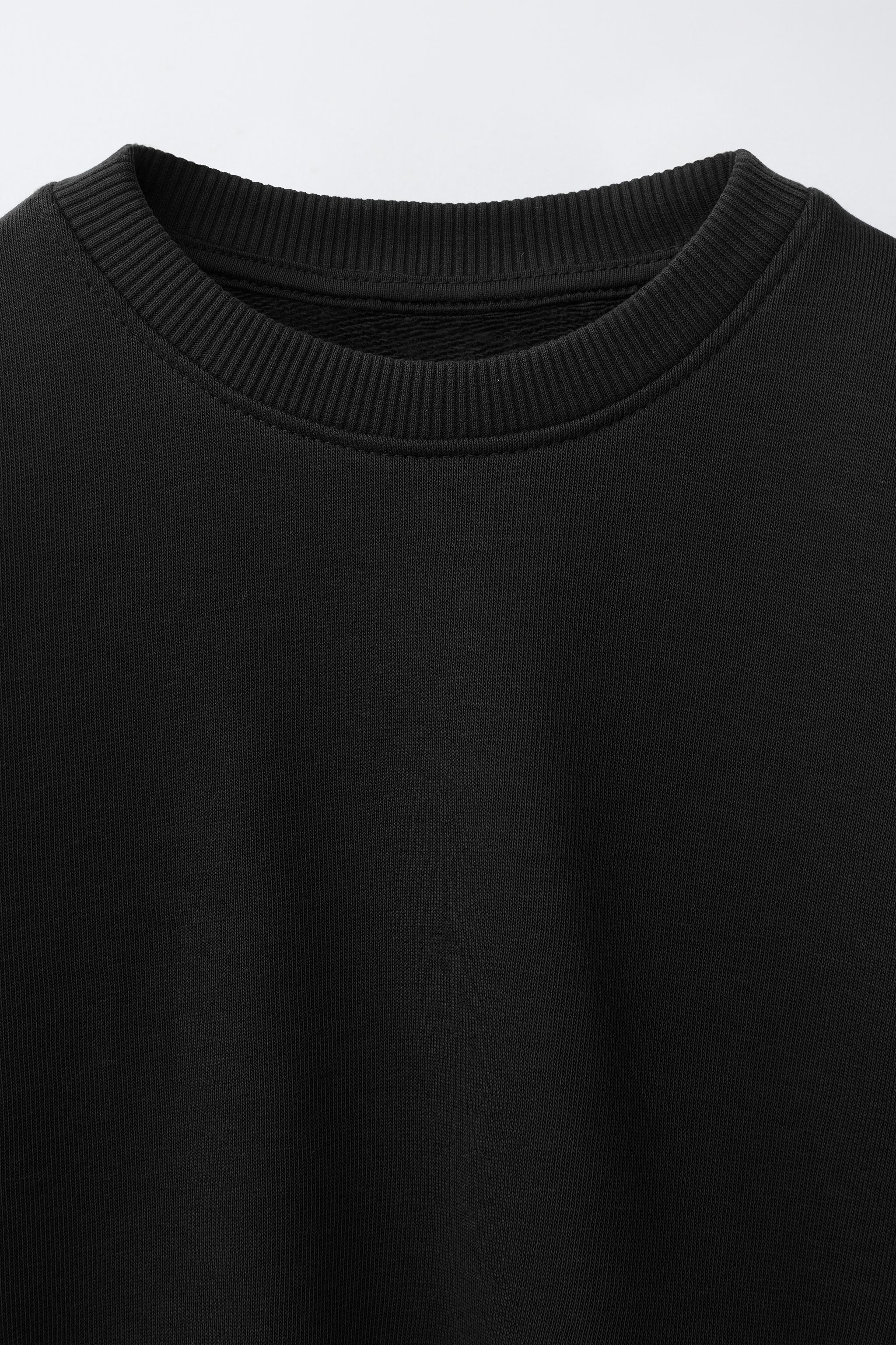 RIB TRIM SWEATSHIRT